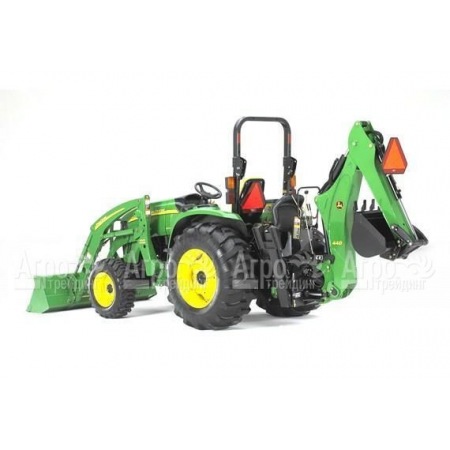 Многофункциональный минитрактор John Deere 4720 в Архангельске